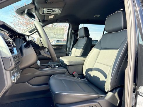New 2026 GMC Yukon XL Elevation image 13