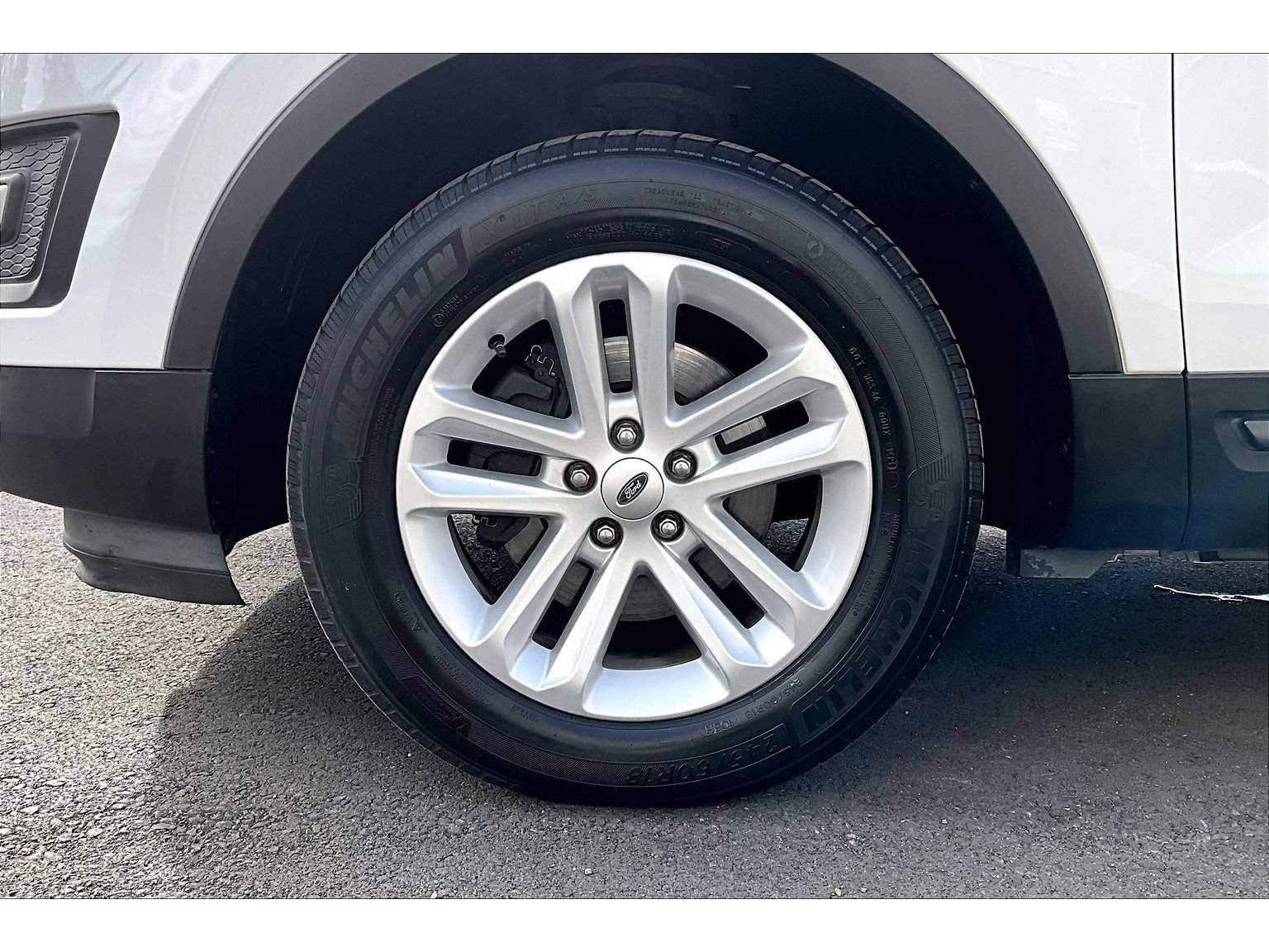 Used 2016 Ford Explorer 4WD image 9