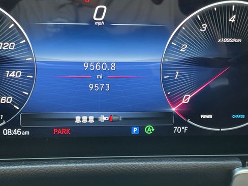 Used 2024 Mercedes-Benz GLB 250 image 25