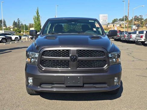Used 2019 RAM 1500 Express w/ Wheel & Sound Group AWD/4WD image 19