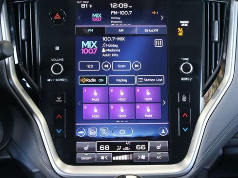 Used 2020 Subaru Outback Onyx Edition XT AWD/4WD image 19