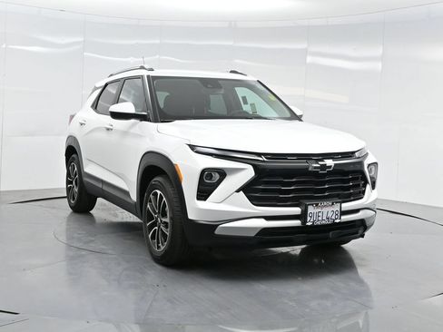 New 2025 Chevrolet TrailBlazer LT w/ Convenience Package FWD image 73