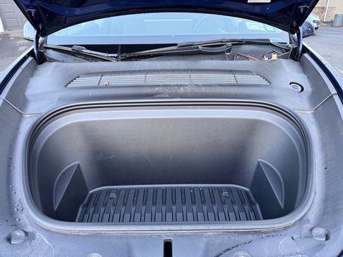 Used 2023 Tesla Model Y Long Range image 10