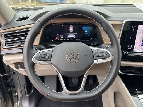 New 2026 Volkswagen Atlas SE image 18