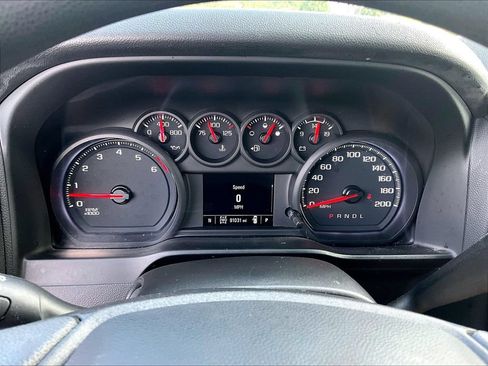 Used 2021 Chevrolet Silverado 1500 Custom Trail Boss w/ Midnight Edition AWD/4WD image 19