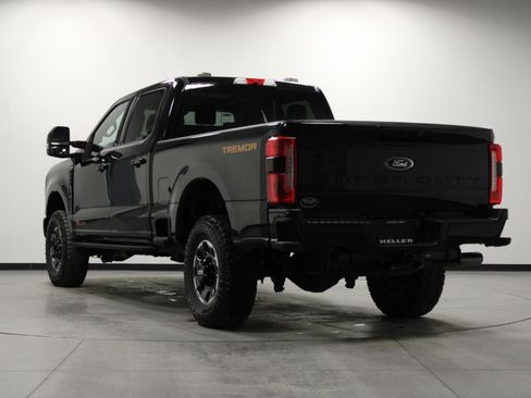 Used 2023 Ford F250 Lariat w/ Lariat Ultimate Package image 6