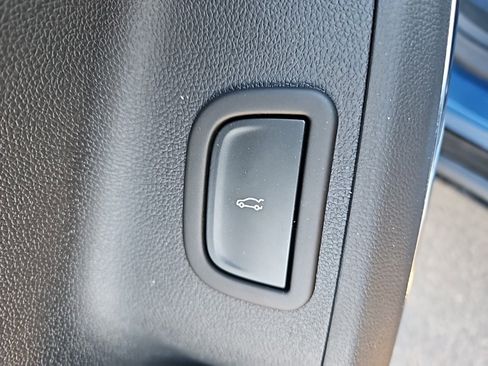 New 2026 Chevrolet Traverse High Country image 11