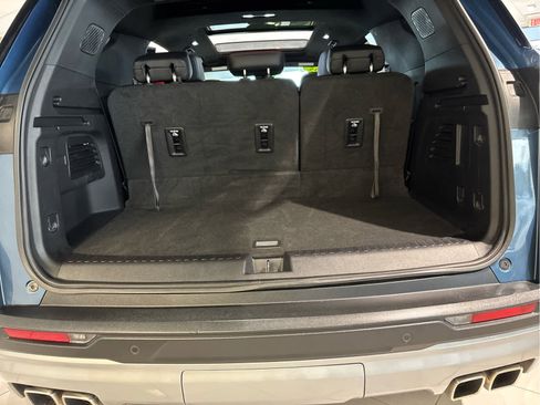 Certified 2025 Chevrolet Traverse Z71 w/ Driver Confidence Package image 37