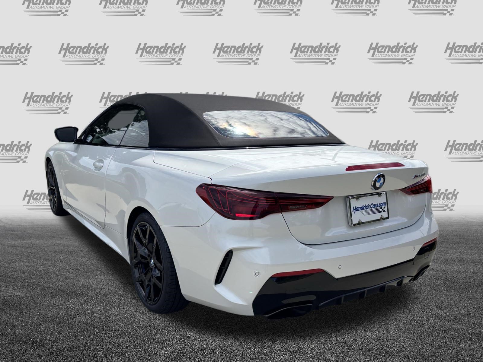 Certified 2025 BMW M440i Convertible w/ Premium Package RWD image 8