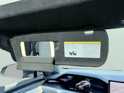 Used 2023 Tesla Model S Plaid image 83