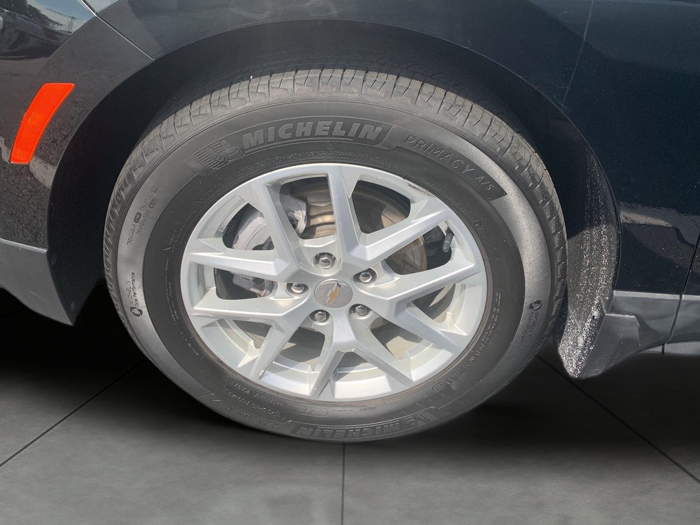 Certified 2024 Chevrolet Equinox LS FWD image 23