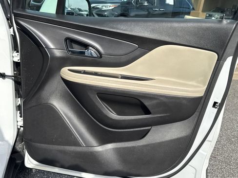 Used 2020 Buick Encore Preferred image 14