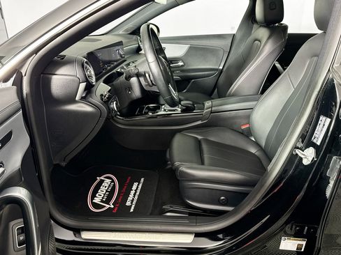 Used 2021 Mercedes-Benz CLA 250 4MATIC image 19