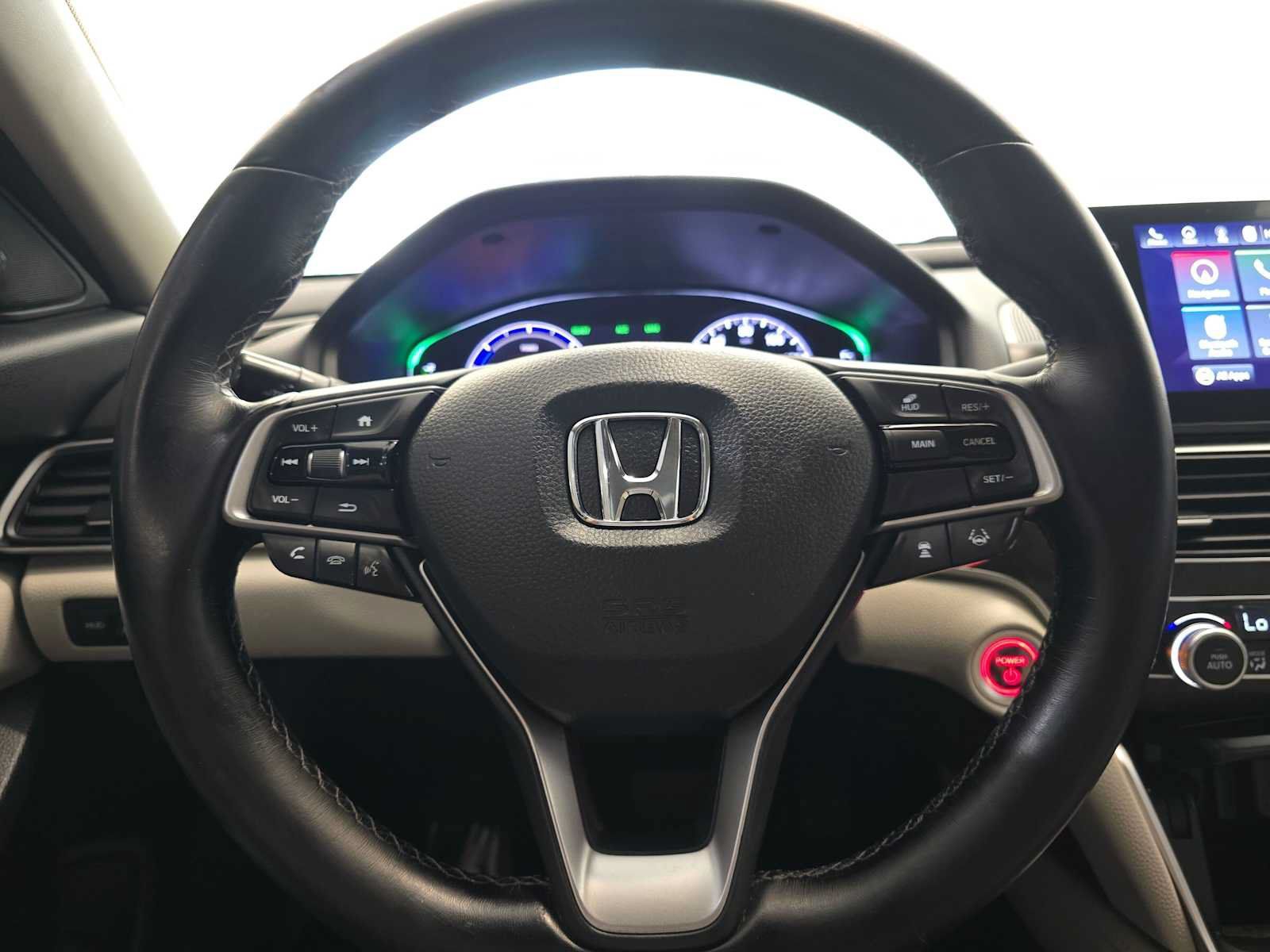 Used 2020 Honda Accord Touring image 11