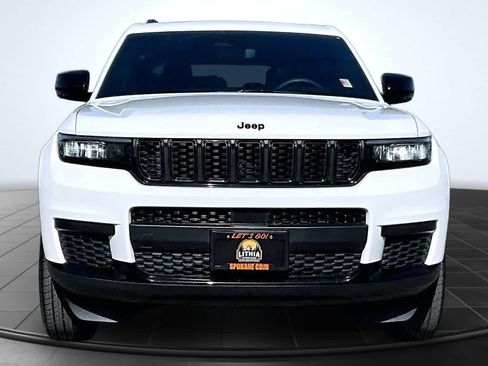 Used 2023 Jeep Grand Cherokee L Laredo AWD/4WD image 6