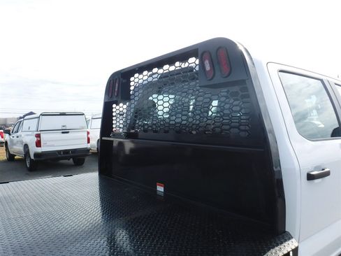 Used 2024 Ford F450 XL image 5