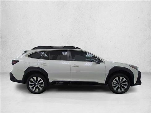 Used 2024 Subaru Outback Limited AWD/4WD image 4
