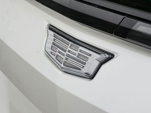 Used 2024 Cadillac Lyriq Sport AWD/4WD image 35