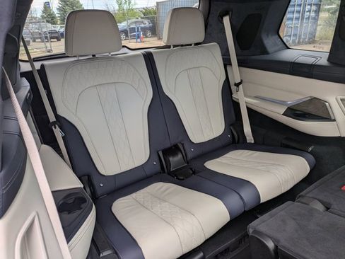 Used 2020 BMW X7 xDrive50i w/ Executive Package AWD/4WD image 22