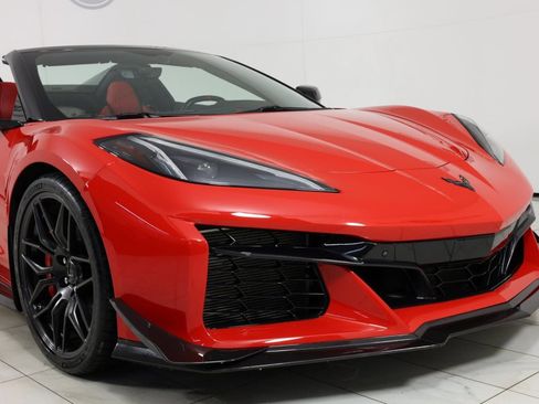 Used 2023 Chevrolet Corvette Z06 w/ Z07 Performance Package image 41