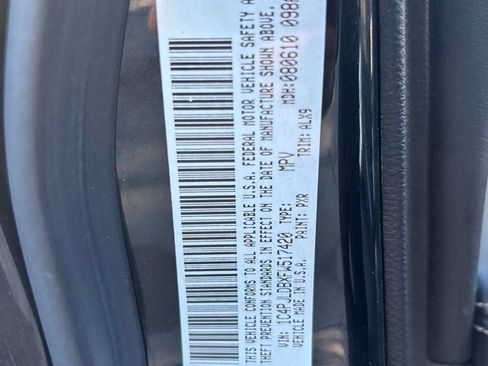 Used 2015 Jeep Cherokee Limited FWD image 10