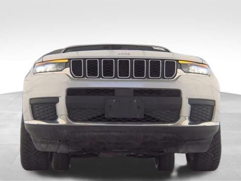 Used 2023 Jeep Grand Cherokee L Laredo AWD/4WD image 2