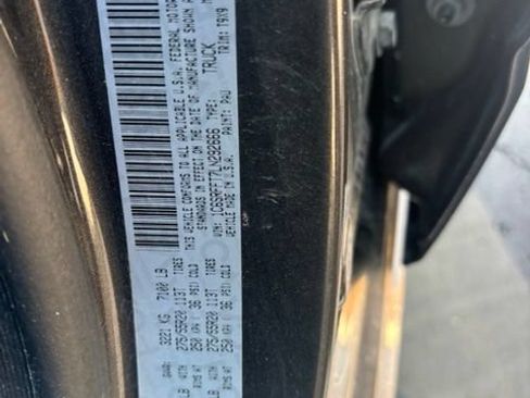 Used 2020 RAM 1500 Big Horn AWD/4WD image 6