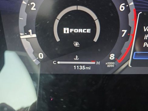 Used 2025 Toyota Tacoma TRD Sport w/ TRD Sport Upgrade Package image 19