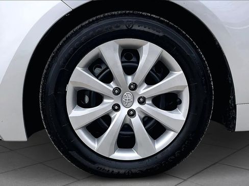 Used 2025 Toyota Corolla LE image 11