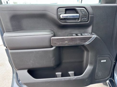 Used 2019 Chevrolet Silverado 1500 LTZ image 9