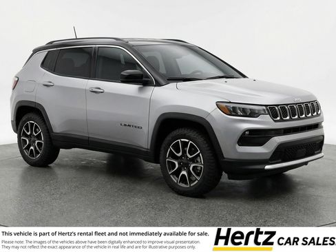 Used 2025 Jeep Compass Trailhawk AWD/4WD image 1