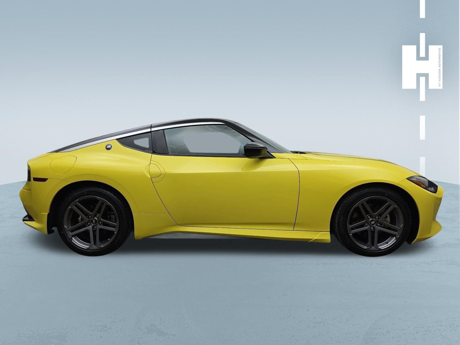 Used 2024 Nissan Z Sport w/ Floor Mat Package RWD image 3
