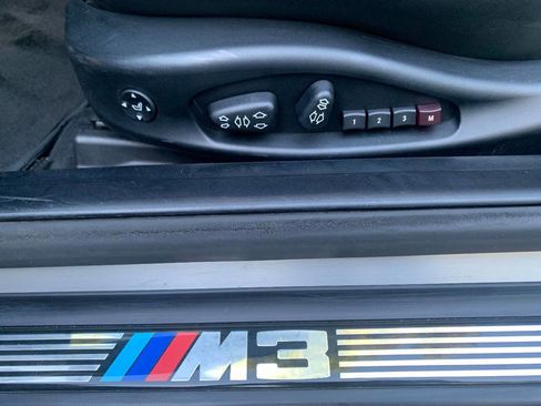 Used 2004 BMW M3 Convertible image 23
