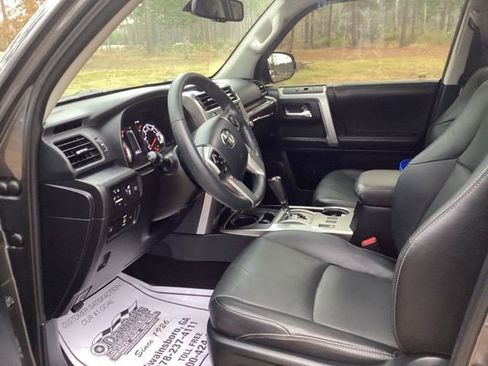 Used 2023 Toyota 4Runner Limited image 9