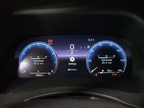 Used 2024 Toyota Highlander Limited image 15