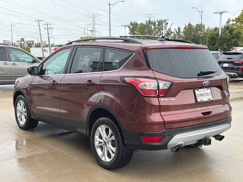 Used 2018 Ford Escape SE w/ SE Sync 3 Package AWD/4WD image 6