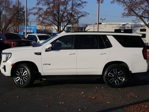 Used 2021 GMC Yukon AT4 image 3