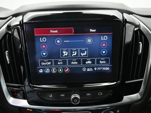 Used 2021 Chevrolet Traverse High Country w/ LPO, Floor Liner Package AWD/4WD image 20