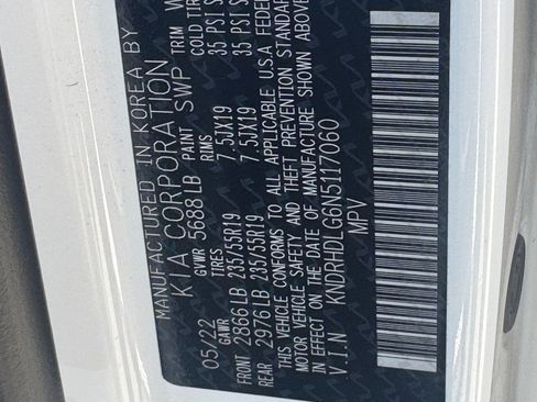 Certified 2022 Kia Sorento EX w/ Panoramic Sunroof Package image 8