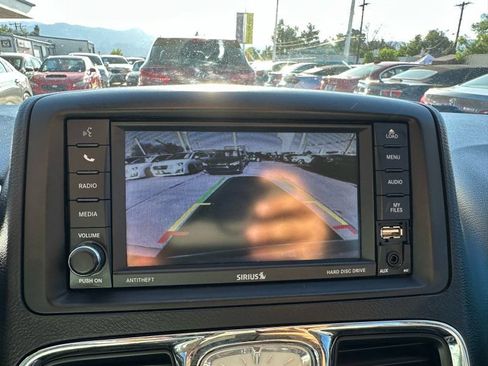Used 2014 Chrysler Town & Country Touring FWD image 26