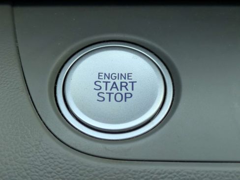Used 2024 Hyundai Elantra SEL w/ Convenience Package FWD image 23