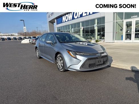 Used 2021 Toyota Corolla LE image 1