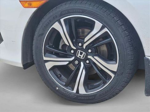 Used 2016 Honda Civic Touring image 14