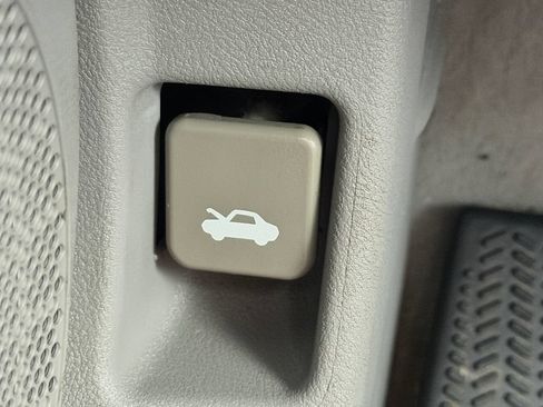 Used 2010 Honda Civic LX image 44