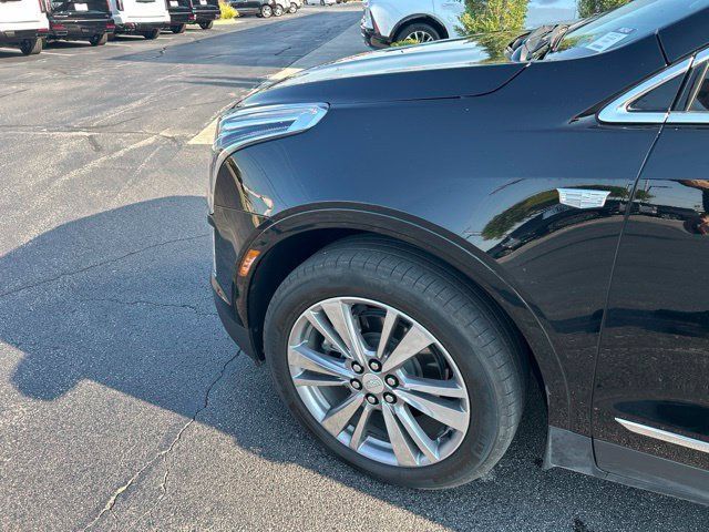 Used 2025 Cadillac XT5 Premium Luxury FWD image 10