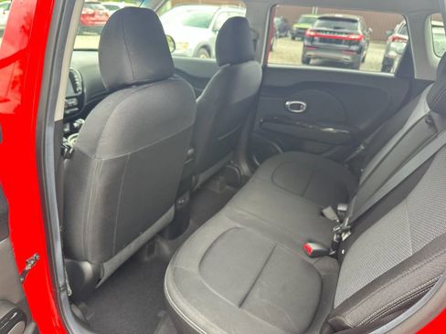 Used 2019 Kia Soul + w/ Audio Package FWD image 12