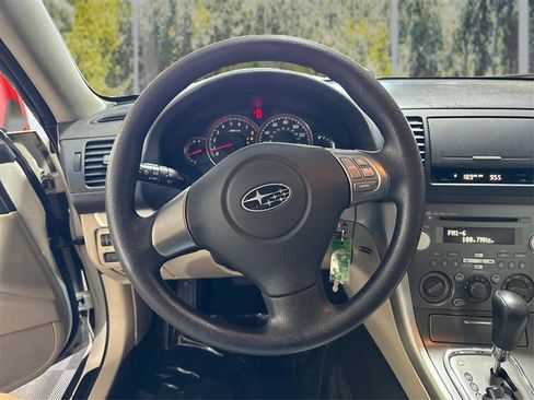 Used 2009 Subaru Outback 2.5i Special Edition AWD/4WD image 18