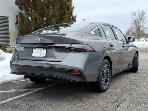 New 2026 Nissan Sentra SV w/ Floor Mat Package FWD image 4