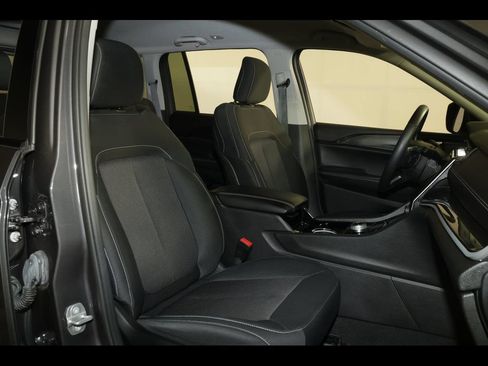 Certified 2022 Jeep Grand Cherokee Laredo w/ Luxury Tech Group I AWD/4WD image 28
