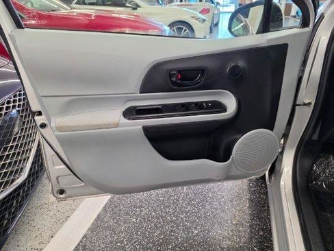 Used 2013 Toyota Prius C One FWD image 32